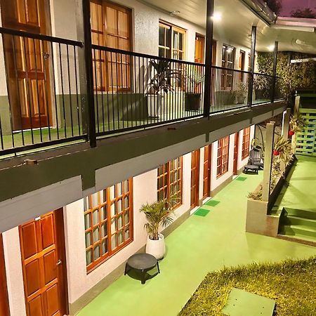 Tupa apart iguazu Puerto Iguazú Eksteriør billede