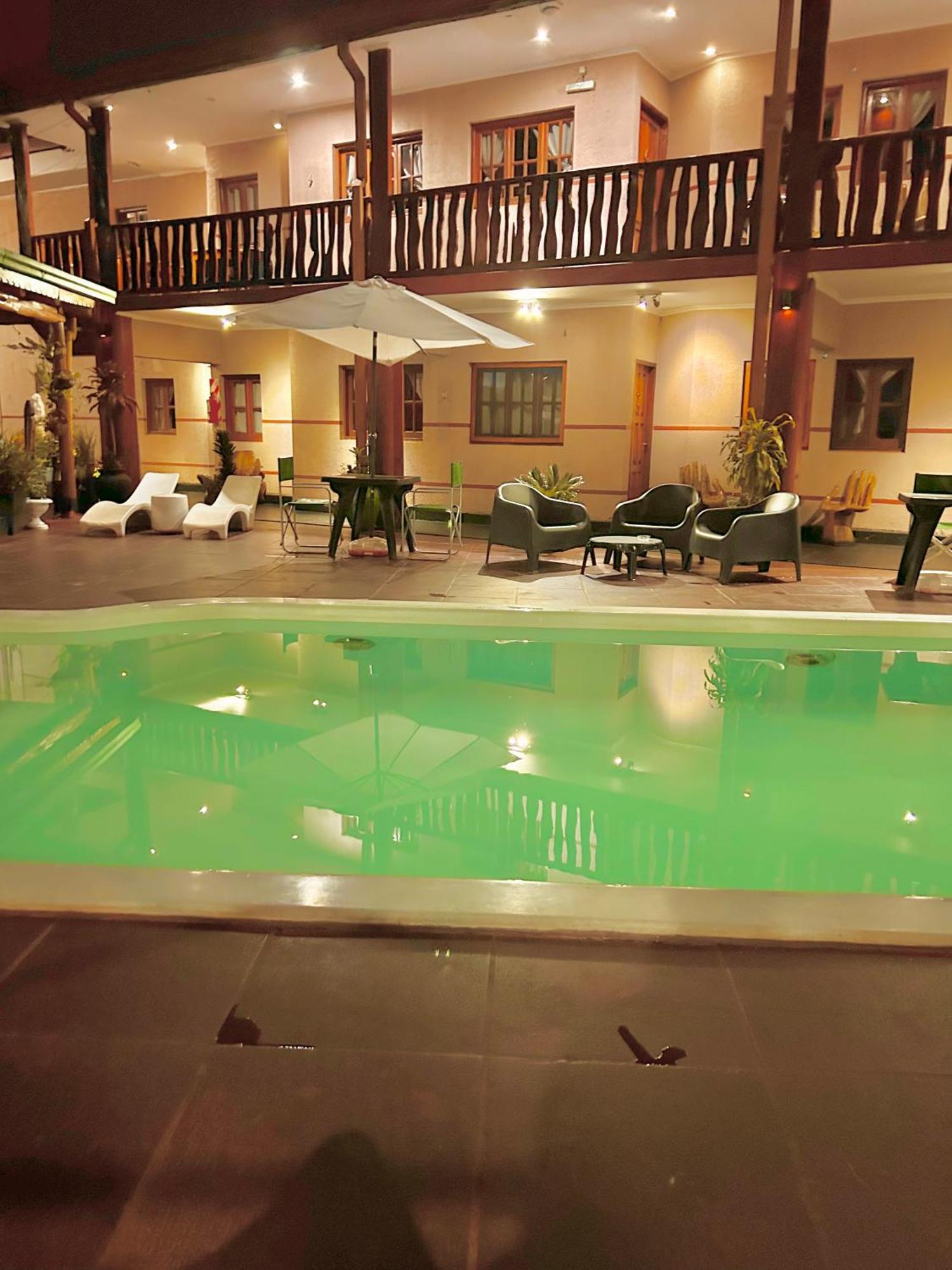Tupa apart iguazu Puerto Iguazú Eksteriør billede